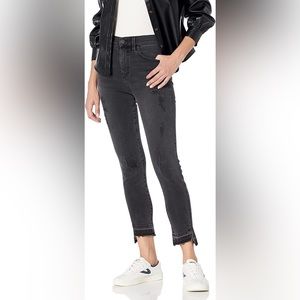 Level 99 Elle High Rise Uneven Hem Jeans Sz 26